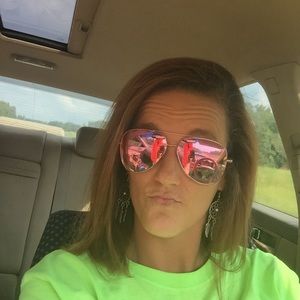 Meet your Posher, Kendra